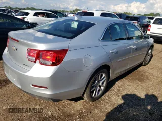 2015 Chevrolet Malibu LT with VIN 1G11C5SL9FF215116, listed as a Copart auction lot 60994714 with 101,241 mi miles and Salvage Title. Bid and sale history available at DreamBid. Image 3.