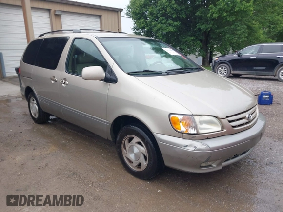 2001 Toyota Sienna LE with VIN 4T3ZF13CX1U367504, listed as a IAAI auction lot 42111583 with 302,801 mi miles and . Bid and sale history available at DreamBid. Image 1.