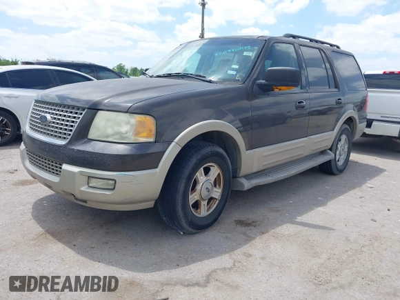2006 Ford Expedition Eddie Bauer with VIN 1FMPU17556LA04414, listed as a IAAI auction lot 41996249 with 256,591 mi miles. Bid and sale history available at carsss.com. Image 2.