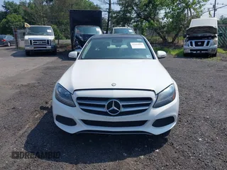 2017 Mercedes-Benz C 300 с VIN 55SWF4KB2HU204504, выставлен на аукционе IAAI как лот 42660080 с пробегом 40 202 миль миль и . История ставок и продаж доступна на DreamBid. Изображение 11.