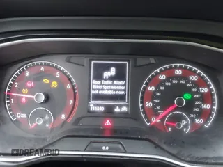 2020 Volkswagen Jetta S с VIN 3VWCB7BU0LM051450, выставлен на аукционе IAAI как лот 42178052 с пробегом 111 840 миль миль и . История ставок и продаж доступна на DreamBid. Изображение 7.