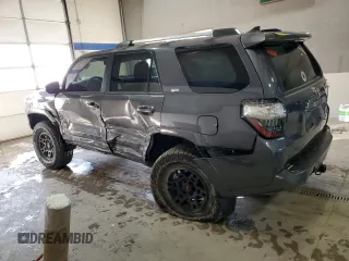 2023 Toyota 4Runner SR5 with VIN JTEMU5JRXP6210446, listed as a Copart auction lot 41521225 with 18,004 mi miles and Salvage title. Bid and sale history available at DreamBid. Image 2.