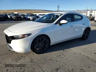2022 Mazda Mazda3 Hatchback Select with VIN JM1BPAKL5N1516194, listed as a Copart auction lot 84406224 with 25,734 mi miles and Salvage Title. Bid and sale history available at carsss.com. Image 1.