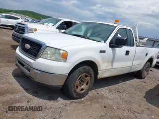 2007 Ford F-150 XL with VIN 1FTRF12217KB32628, listed as a IAAI auction lot 42328856 with 421,422 mi miles and . Bid and sale history available at DreamBid. Image 2.
