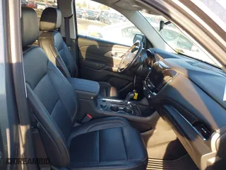 2020 Chevrolet Traverse LT Leather with VIN 1GNEVHKW5LJ316880, listed as a IAAI auction lot 41387661 with 35,268 mi miles. Bid and sale history available at carsss.com. Image 5.