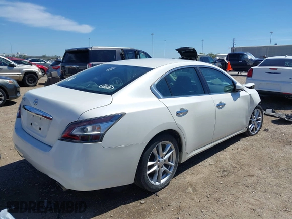 2014 Nissan Maxima SV z VIN 1N4AA5AP6EC457434, wystawiony jako IAAI lot #41801971 z przebiegiem 160 756 mil mil oraz . Historia ofert i sprzedaży dostępna na DreamBid. Obrazek 4.