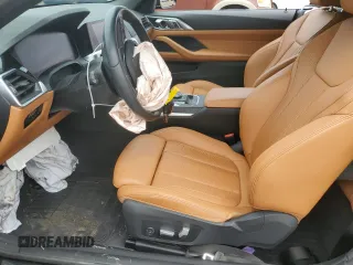 2023 BMW 4 Series 430i z VIN WBA23AT03PCL59608, wystawiony jako Copart lot #54354705 z przebiegiem Nie podano mil oraz Szkoda całkowita • Salvage title. Historia ofert i sprzedaży dostępna na DreamBid. Obrazek 7.
