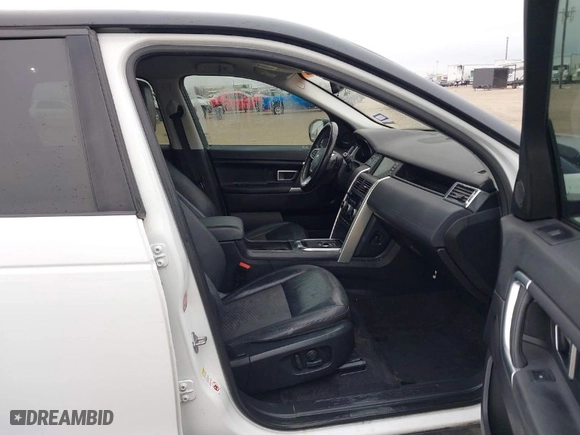 2019 Land Rover Discovery Sport SE with VIN SALCP2FXXKH804750, listed as a IAAI auction lot 41588997 with 92,953 mi miles. Bid and sale history available at carsss.com. Image 5.