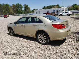 2010 Chrysler Sebring Limited z VIN 1C3CC5FB0AN179398, wystawiony jako Copart lot #57034905 z przebiegiem 184 988 mil mil oraz Czysty tytuł • Clean title. Historia ofert i sprzedaży dostępna na DreamBid. Obrazek 2.
