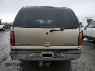 2003 Chevrolet Suburban LS with VIN 3GNEC16T93G145517, listed as a Copart auction lot 42450085 with 334,438 mi miles and Salvage Title. Bid and sale history available at carsss.com. Image 6.