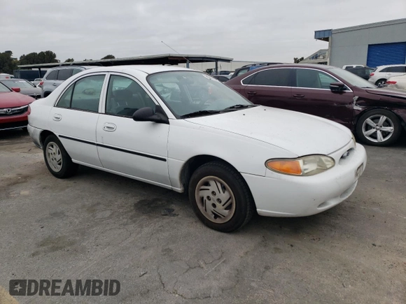 1999 Ford Escort LX z VIN 1FAFP10P7XW221648, wystawiony jako Copart lot #71844334 z przebiegiem 140 899 mil mil oraz Szkody całkowita. Historia ofert i sprzedaży dostępna na DreamBid. Obrazek 4.