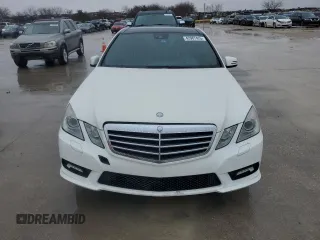 2010 Mercedes-Benz E-Class E 550 Luxury with VIN WDDHF9AB5AA250552, listed as a Copart auction lot 42987425 with 117,474 mi miles and Clean Title. Bid and sale history available at carsss.com. Image 5.