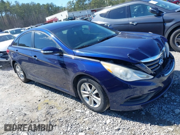 2014 Hyundai Sonata GLS with VIN 5NPEB4AC9EH823827, listed as a IAAI auction lot 41739716 with 118,082 mi miles and . Bid and sale history available at carsss.com. Image 1.