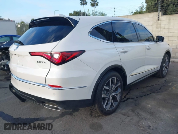2024 Acura MDX Technology z VIN 5J8YD9H42RL007046, wystawiony jako IAAI lot #41701531 z przebiegiem 7 581 mil mil oraz . Historia ofert i sprzedaży dostępna na DreamBid. Obrazek 4.