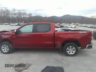 2023 Chevrolet Silverado 1500 LT with VIN 1GCUDDE88PZ333015, listed as a IAAI auction lot 41620991 with 1 mi miles. Bid and sale history available at carsss.com. Image 14.