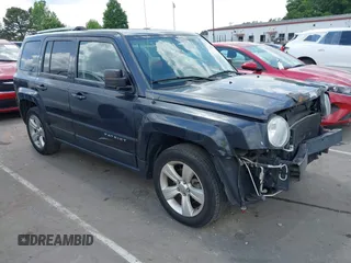 2014 Jeep Patriot Limited z VIN 1C4NJPCB1ED522578, wystawiony jako IAAI lot #42148900 z przebiegiem 49 899 mil mil oraz . Historia ofert i sprzedaży dostępna na DreamBid. Obrazek 1.