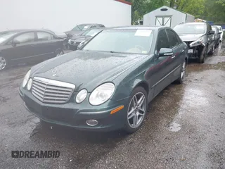 2007 Mercedes-Benz E 350 z VIN WDBUF56X67A997848, wystawiony jako IAAI lot #42318389 z przebiegiem 135 847 mil mil oraz . Historia ofert i sprzedaży dostępna na DreamBid. Obrazek 2.