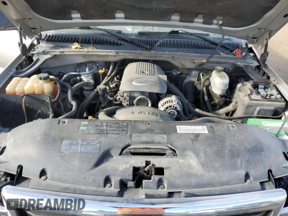 2005 GMC Sierra 1500HD SLT z VIN 1GTGK13U45F891332, wystawiony jako Copart lot #84940244 z przebiegiem 210 469 mil mil oraz Szkody całkowita. Historia ofert i sprzedaży dostępna na DreamBid. Obrazek 11.