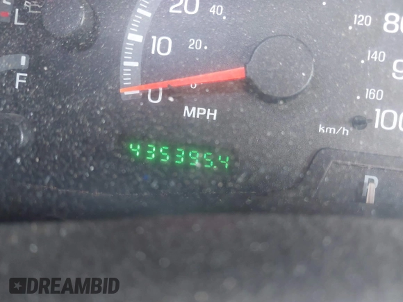 2002 Ford F-150 XL with VIN 1FTRX17L32NA13159, listed as a IAAI auction lot 41653814 with 435,395 mi miles. Bid and sale history available at carsss.com. Image 15.