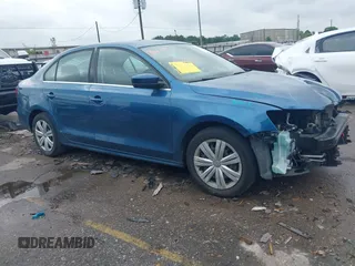 2017 Volkswagen Jetta S с VIN 3VW2B7AJ7HM234046, выставлен на аукционе IAAI как лот 42191227 с пробегом 46 258 миль миль и . История ставок и продаж доступна на DreamBid. Изображение 14.