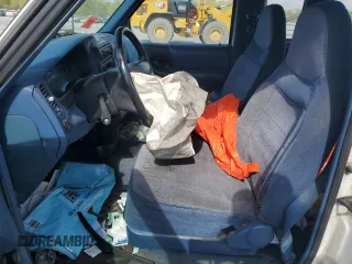 1995 Ford Ranger XL with VIN 1FTCR14A6SPA01420, listed as a Copart auction lot 51836425 with 165,640 mi miles and Salvage Title. Bid and sale history available at DreamBid. Image 7.