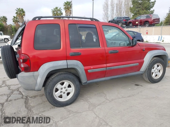 2007 Jeep Liberty Sport with VIN 1J4GK48K97W525047, listed as a IAAI auction lot 42022247 with 196,896 mi miles. Bid and sale history available at carsss.com. Image 4.