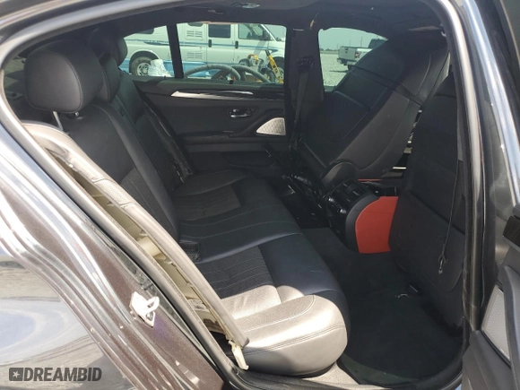 2016 BMW M5 with VIN WBSFV9C58GD595621, listed as a Copart auction lot 54218185 with 0 mi miles and Clean Title. Bid and sale history available at carsss.com. Image 10.