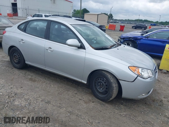 2009 Hyundai Elantra SE z VIN KMHDU46DX9U588613, wystawiony jako IAAI lot #42382685 z przebiegiem 213 577 mil mil oraz . Historia ofert i sprzedaży dostępna na DreamBid. Obrazek 1.