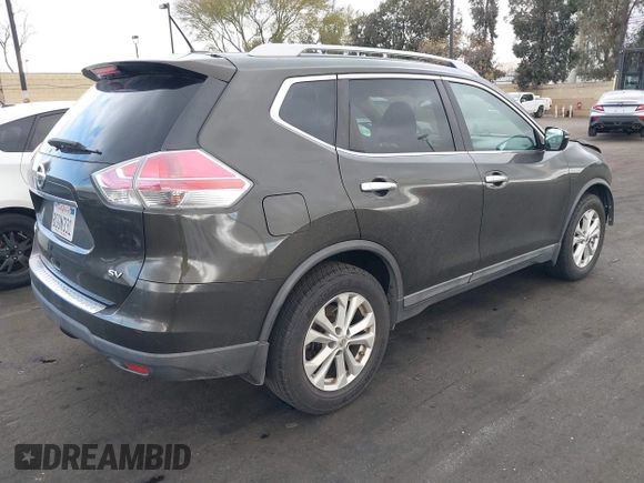2015 Nissan Rogue SL with VIN 5N1AT2MT7FC802043, listed as a IAAI auction lot 41535141 with 126,579 mi miles. Bid and sale history available at carsss.com. Image 4.