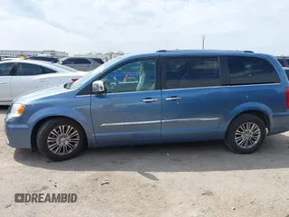 2011 Chrysler Town & Country Limited with VIN 2A4RR6DG0BR716004, listed as a IAAI auction lot 41885649 with 235,612 mi miles. Bid and sale history available at carsss.com. Image 14.