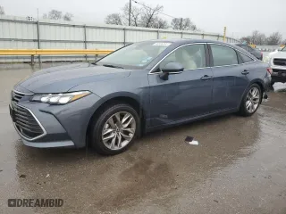 2022 Toyota Avalon XLE with VIN 4T1AZ1FB1NU084186, listed as a Copart auction lot 84636044 with 26,795 mi miles and Clean Title. Bid and sale history available at carsss.com. Image 1.