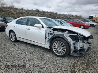 2017 Lexus LS 460 with VIN JTHCL5EF9H5028312, listed as a Copart auction lot 50849665 with 67,661 mi miles and Salvage title. Bid and sale history available at DreamBid. Image 4.