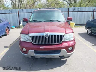 2004 Lincoln Navigator Luxury with VIN 5LMFU28R14LJ15068, listed as a IAAI auction lot 42078597 with 150,294 mi miles. Bid and sale history available at carsss.com. Image 6.