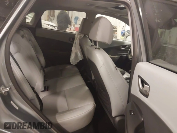 2021 Hyundai Kona Ultimate with VIN KM8K5CA55MU686696, listed as a IAAI auction lot 41347527 with 38,750 mi miles. Bid and sale history available at carsss.com. Image 8.