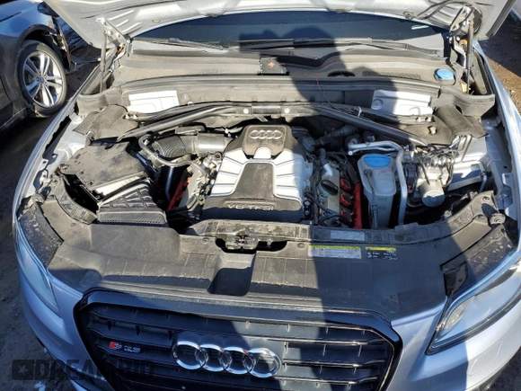 2017 Audi SQ5 Premium Plus with VIN WA1CCAFP0HA083993, listed as a Copart auction lot 39702813 with 84,662 mi miles. Bid and sale history available at carsss.com. Image 12.