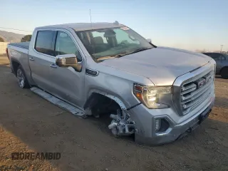 2021 GMC Sierra 1500 SLT z VIN 3GTU9DED6MG249205, wystawiony jako Copart lot #43583845 z przebiegiem 33 053 mil mil oraz Szkoda całkowita • Salvage title. Historia ofert i sprzedaży dostępna na DreamBid. Obrazek 4.