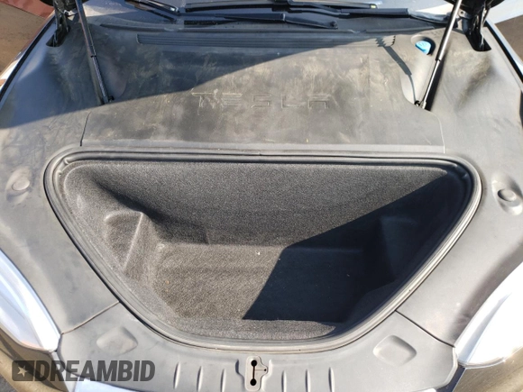 2018 Tesla Model S 75D with VIN 5YJSA1E22JF291142, listed as a Copart auction lot 65682055 with 126,212 mi miles and Salvage title. Bid and sale history available at DreamBid. Image 11.