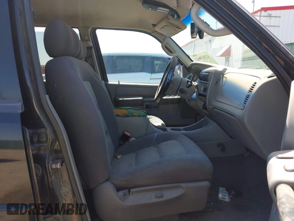 2003 Ford Explorer Sport Trac XLS with VIN 1FMZU77E63UC81221, listed as a IAAI auction lot 42303862 with 183,435 mi miles and . Bid and sale history available at DreamBid. Image 5.