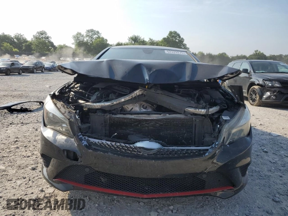 2014 Mercedes-Benz CLA 250 with VIN WDDSJ4EB7EN049199, listed as a Copart auction lot 62329275 with 188,065 mi miles and Salvage title. Bid and sale history available at DreamBid. Image 5.