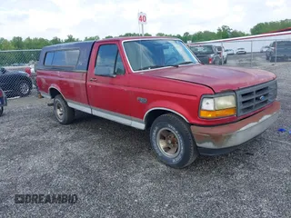 1995 Ford F-150 z VIN 1FTEF15Y1SLA46284, wystawiony jako IAAI lot #42258518 z przebiegiem 188 580 mil mil oraz . Historia ofert i sprzedaży dostępna na DreamBid. Obrazek 1.