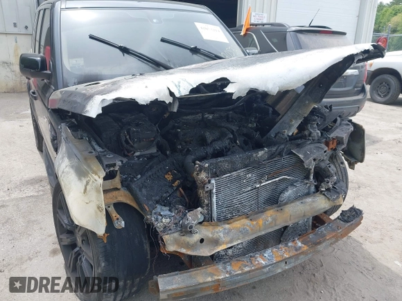 2012 Land Rover Range Rover Sport SC z VIN SALSH2E41CA720391, wystawiony jako IAAI lot #42053214 z przebiegiem Nie podano mil oraz . Historia ofert i sprzedaży dostępna na DreamBid. Obrazek 6.