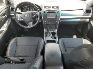 2015 Toyota Camry XLE z VIN 4T1BF1FK7FU909940, wystawiony jako Copart lot #58367065 z przebiegiem 155 908 mil mil oraz Szkoda całkowita • Salvage title. Historia ofert i sprzedaży dostępna na DreamBid. Obrazek 8.
