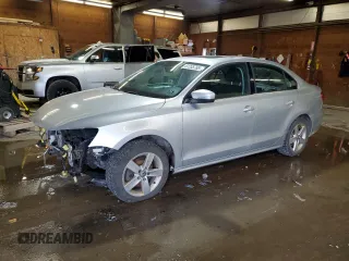 2014 Volkswagen Jetta TDI w/Premium с VIN 3VW3L7AJ3EM310892, выставлен на аукционе Copart как лот 61235765 с пробегом 242 970 миль миль и Списание • Salvage title. История ставок и продаж доступна на DreamBid. Изображение 1.
