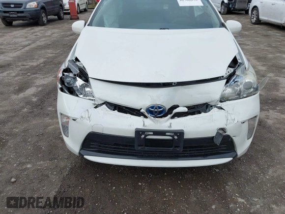 2015 Toyota Prius Four with VIN JTDKN3DU4F0471103, listed as a IAAI auction lot 41766898 with 88,773 mi miles. Bid and sale history available at carsss.com. Image 6.