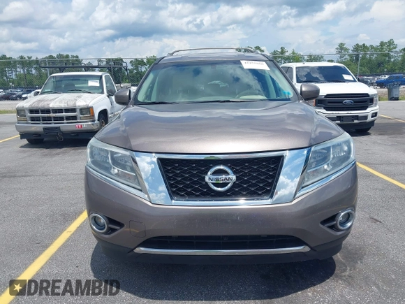 2014 Nissan Pathfinder SV z VIN 5N1AR2MMXEC639636, wystawiony jako IAAI lot #42475668 z przebiegiem 184 578 mil mil oraz . Historia ofert i sprzedaży dostępna na DreamBid. Obrazek 6.