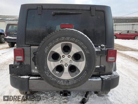 2017 Jeep Wrangler Unlimited 75th Anniversary z VIN 1C4BJWEG8HL585435, wystawiony jako Copart lot #82579554 z przebiegiem 124 840 mil mil oraz Czysty tytuł • Clean title. Historia ofert i sprzedaży dostępna na DreamBid. Obrazek 6.
