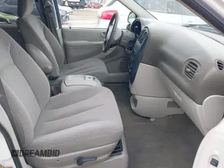 2006 Dodge Grand Caravan SXT z VIN 2D4GP44L56R908659, wystawiony jako IAAI lot #42382993 z przebiegiem 141 088 mil mil oraz . Historia ofert i sprzedaży dostępna na DreamBid. Obrazek 5.