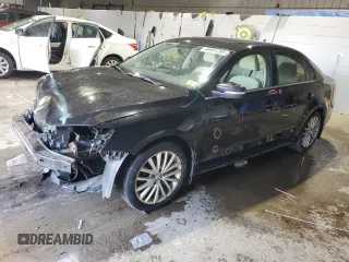 2011 Volkswagen Jetta SEL с VIN 3VWLZ7AJ6BM036923, выставлен на аукционе Copart как лот 46691265 с пробегом Не указан миль и Списание • Salvage title. История ставок и продаж доступна на DreamBid. Изображение 1.