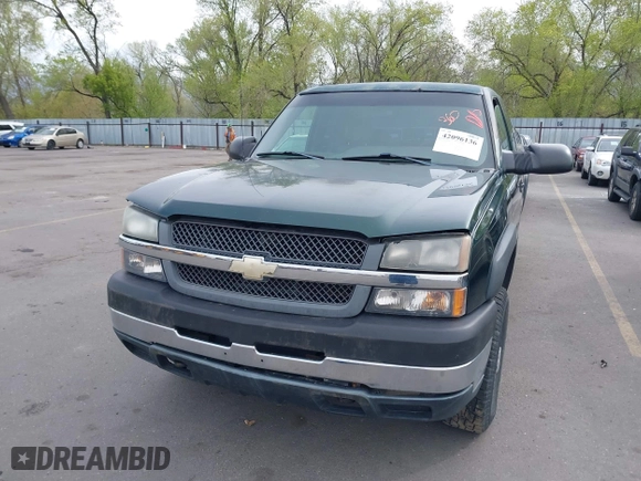 2004 Chevrolet Silverado 2500 LS with VIN 1GCGK29U84E311873, listed as a IAAI auction lot 42096136 with 268,581 mi miles. Bid and sale history available at carsss.com. Image 6.