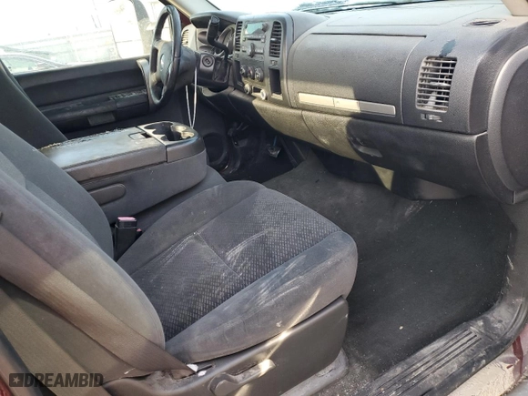 2008 Chevrolet Silverado 1500 Work Truck with VIN 1GCEC19C68Z225949, listed as a Copart auction lot 82790034 with 311,542 mi miles and Salvage Title. Bid and sale history available at carsss.com. Image 8.
